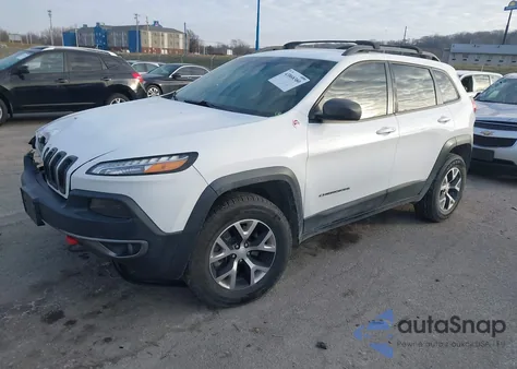 2018 Jeep Cherokee Trailhawk 4X4 from USA, damaged, VIN 1C4PJMBB3JD569064